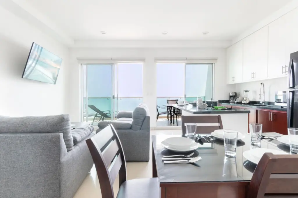 67875 281971 ep 36 njtsqZOuqVEYJaFUrFnCnXriZYUG7d4KXEy5A 666bb0fd037a9.jpg