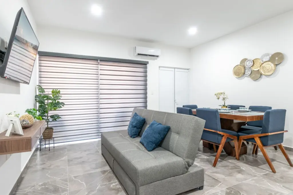 67875 281975 6LZO33SsEYsbcYjh orSELYioSUD 0rLuLhWfVq ewY 666bb0c2db97a.jpg