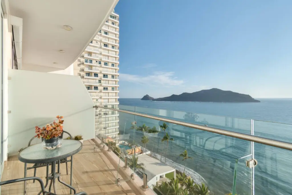 67875 386397 mr0d5NahAdICt7zkKBfry 2bqs2Lyi8WRECtRlUM 9w 68117dd2e5b00.jpg