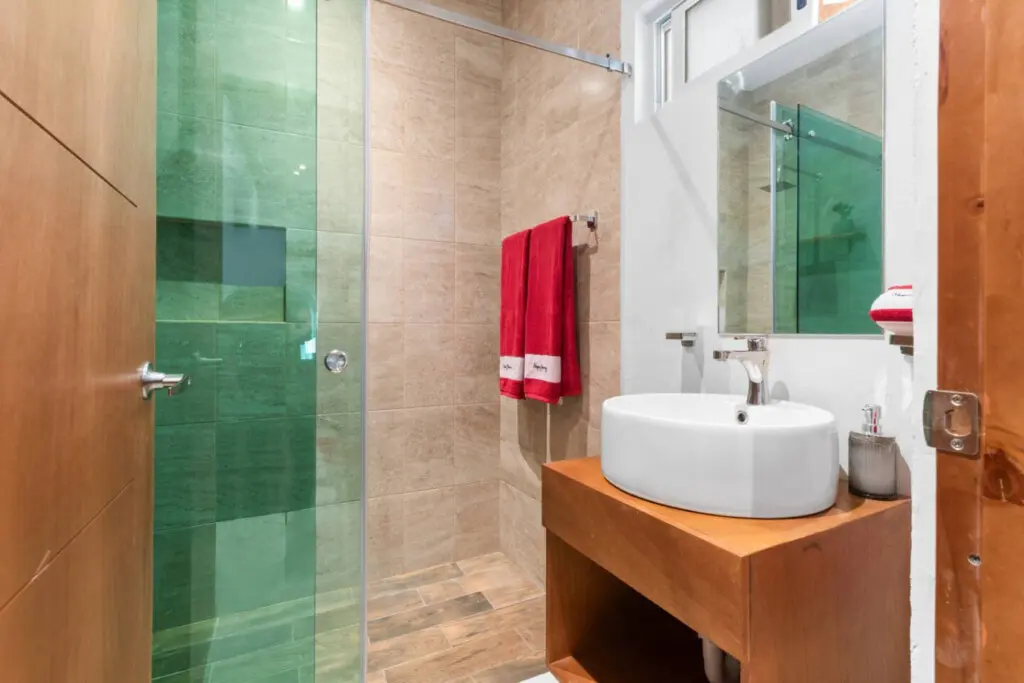 67875 428947 bk9xxBc sZFx8zKV22nbeIEgYq9 BOCFH25G6F W8d0 68b6420e45d21.jpg