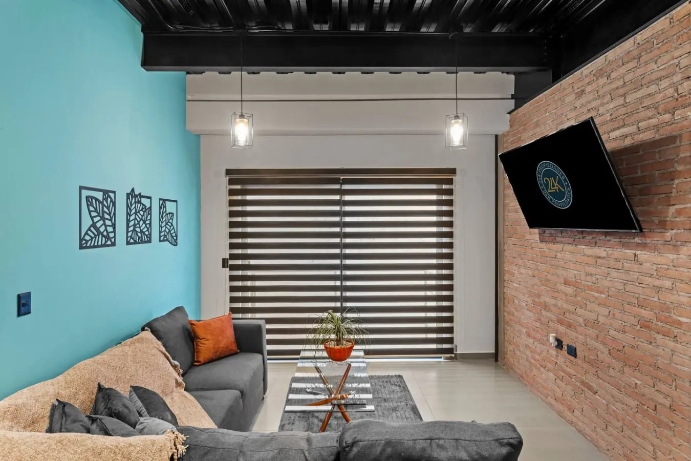 67875 444135 vadwckDcvi6V3wirlU8p2IgFSLyDMsM5rgMRHC1uPAg 68f5438490560.jpg