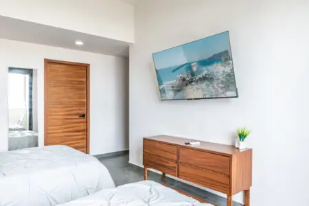 67875 249215 06jqy4 YcU1VoFO841XvdoAlERHshuMEwxjPYHwJlkQ 66760e35538b1.jpg