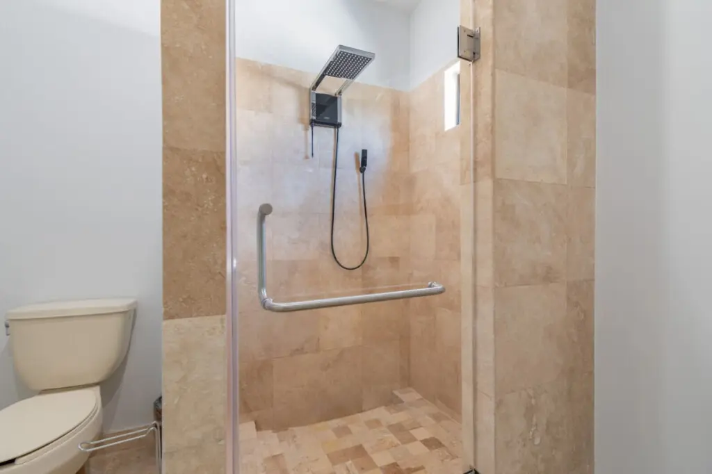 67875 249220 r GYGDb7kakZELDKyDZlMtyTJnxdnfTT3uZpM7P Ams 65e76680865ac.jpg