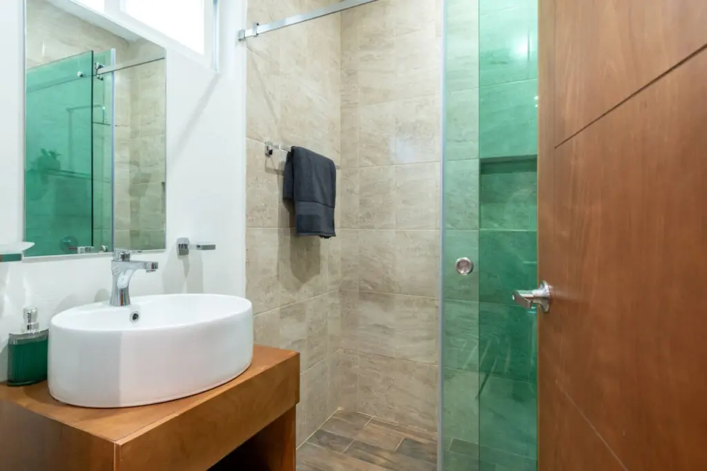 67875 254201 cj9efQp1rXcUl8UAz6roJdLmwwVYVED0ZnjO0o8ifNU 65f8c182ac7e9.jpg