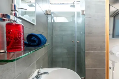 67875 272425 GZCozy8xCk5lzjFGqhYH47V7 c3LPcp5b4Dnkk AXOg 66458c3149442.jpg