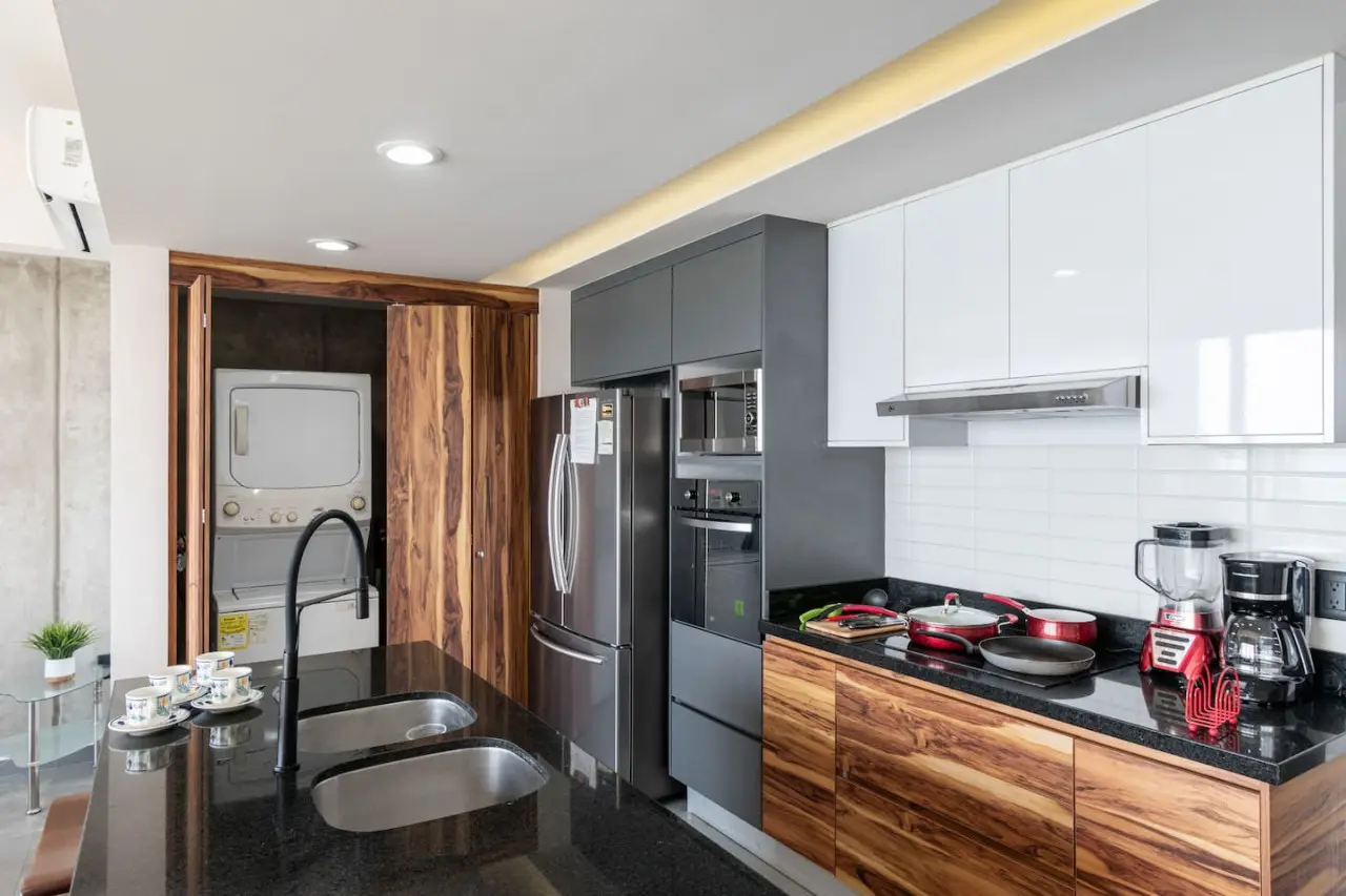 67875 298445 3lp fARn4G9HjRBWTQijZYu3XB5UxVyRoM9svZUOfjk 66c333d47ea87.jpg